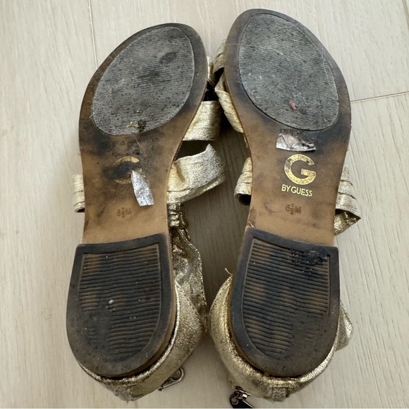 Guess Women's Metallic Gladiator Sandals - Picture 5 of 9